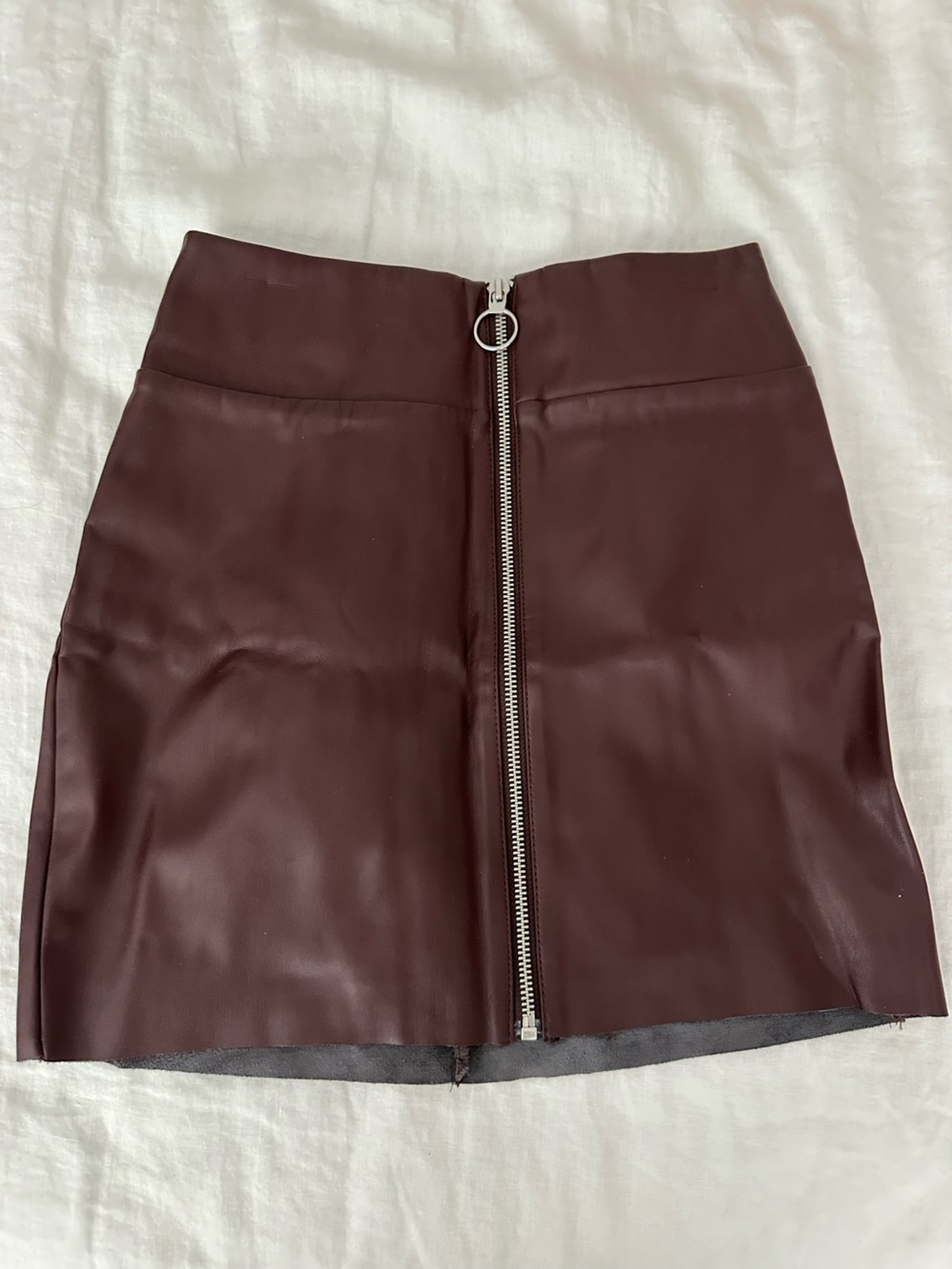 Express Faux Leather Pencil Skirt in Burgundy with Silver Zip - 0 petite